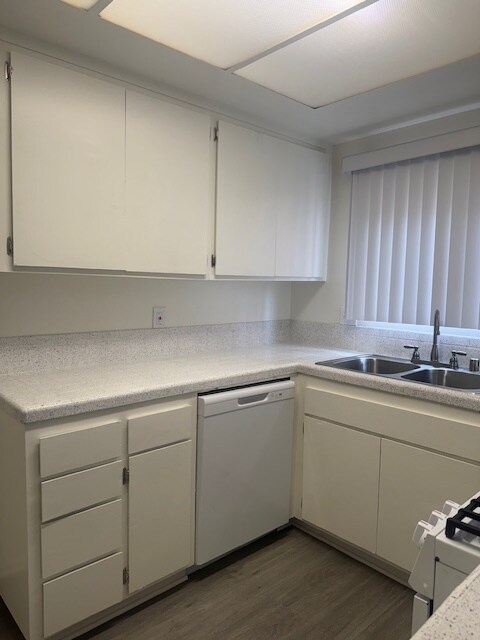 Primary Photo - 16862 Lynn Lane