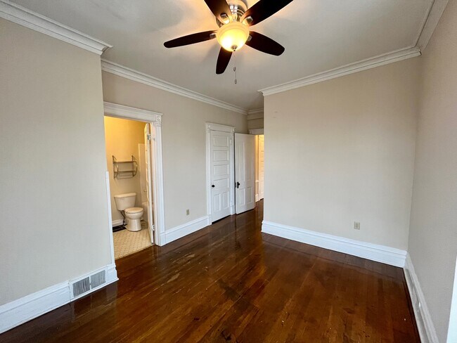 Foto del edificio - 812 N Prairie St