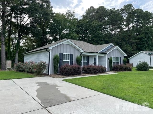 Building Photo - 111 Hunter Landing Dr