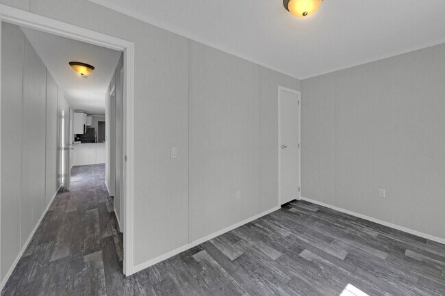 Foto del edificio - Brand New 3 BR 2 BA Luxury Mobile Home  $1...