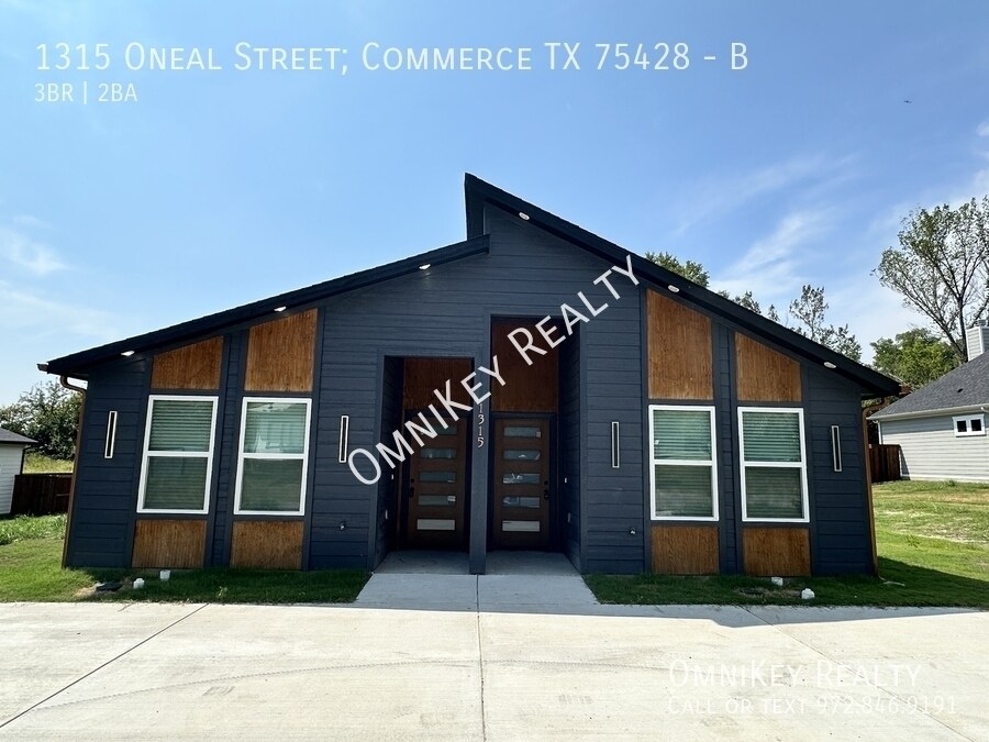 Primary Photo - 1315 Oneal St