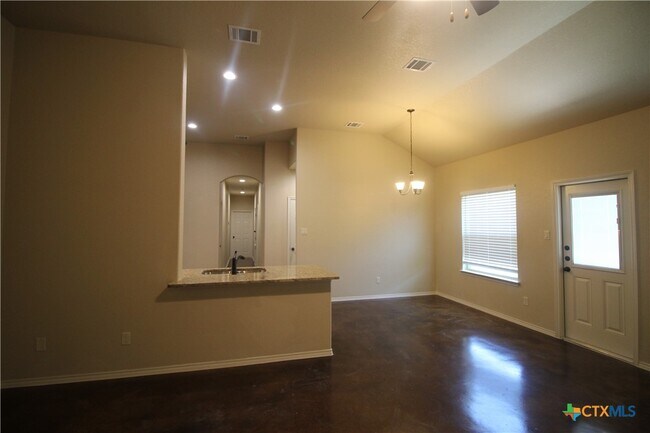 Building Photo - 222 Ragsdale Way
