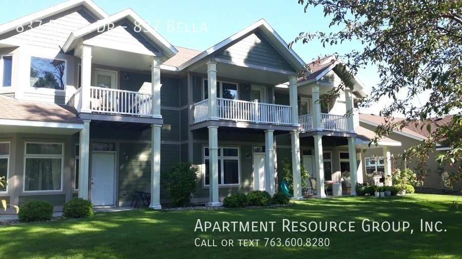 Foto principal - 837 Bella Dr