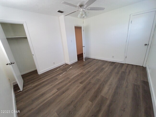 Building Photo - 811 Virginia Ave