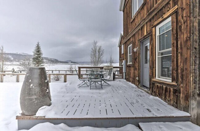 Foto del edificio - 231 Buckhorn Cir