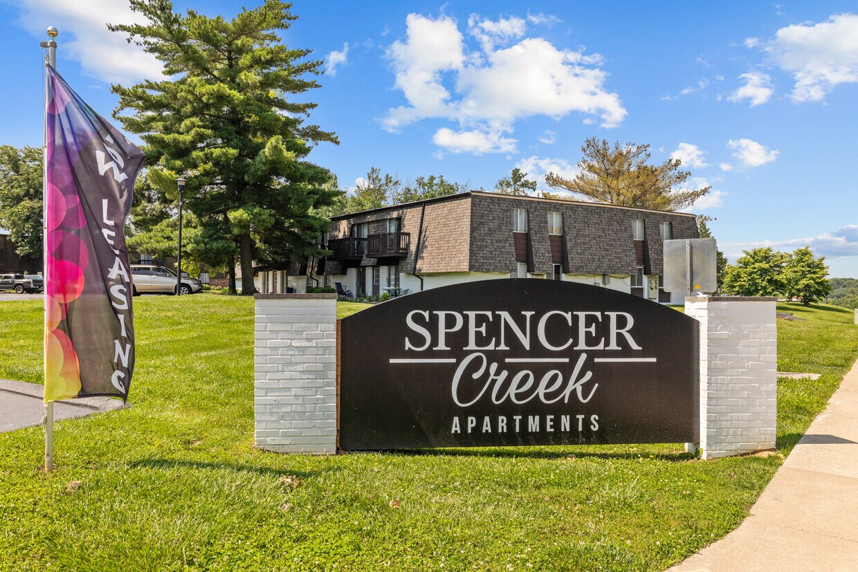 ¡Hagamos de Spencer Creek tu NUEVO hogar! - Spencer Creek Apartments