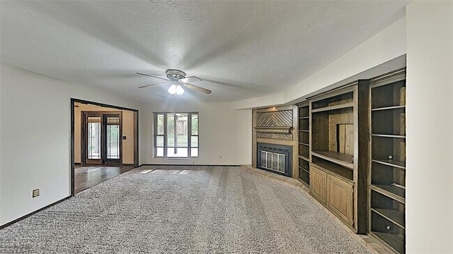 Foto del edificio - 3905 Regatta Rd