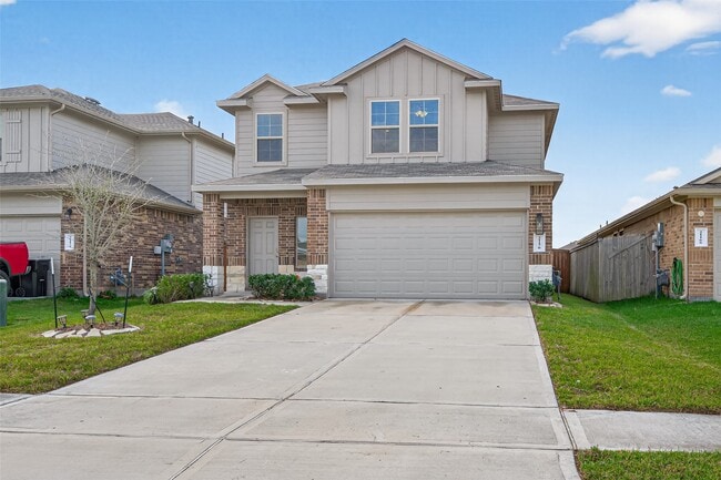 Building Photo - 21170 Alder Oaks Dr