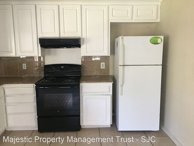 Foto del edificio - 3 br, 2 bath House - 746 Chestnut Avenue