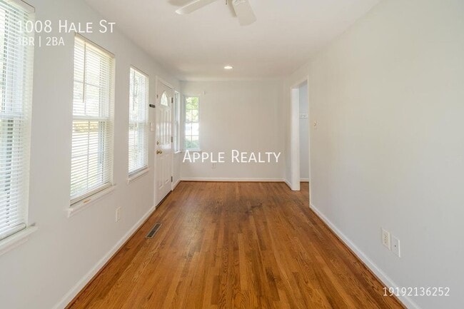 Building Photo - 1008 Hale St