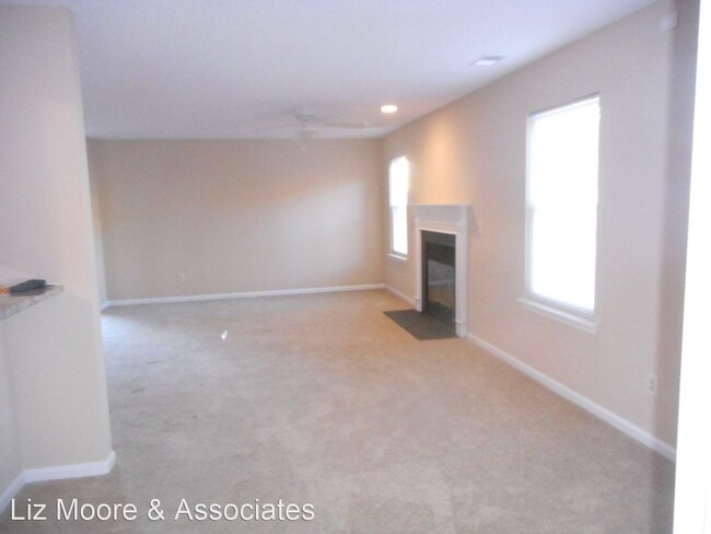 Building Photo - 2 br, 2 bath House - 208 Quarter Trail #F