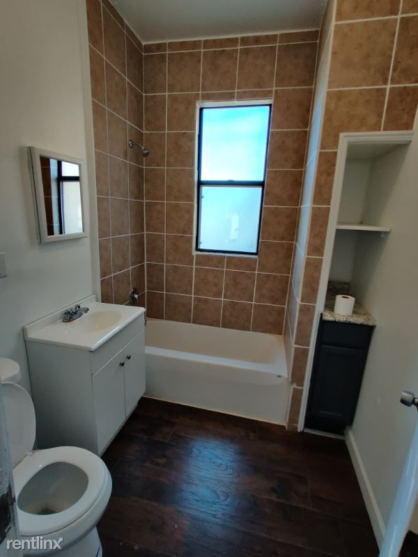 Foto del edificio - 1518 E 69th St