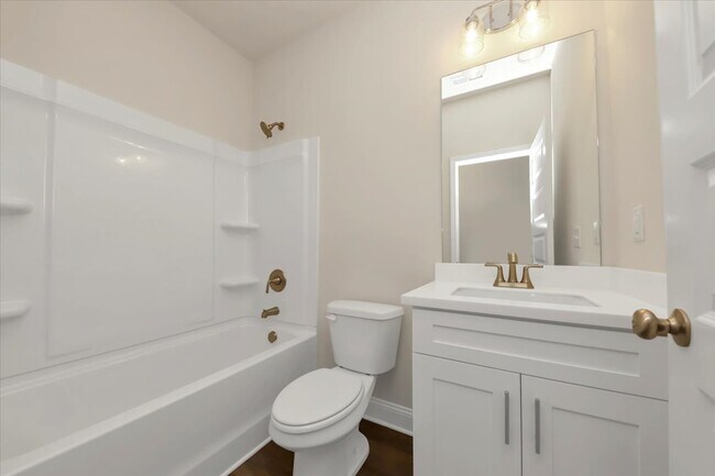 Foto del edificio - 5485 BLOSSOMWOOD Trl