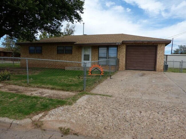 Foto del edificio - Cute 3 bedroom home with a 1 car garage.
