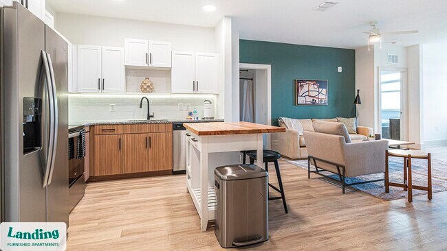 Foto del edificio - 2995 Railside Lp