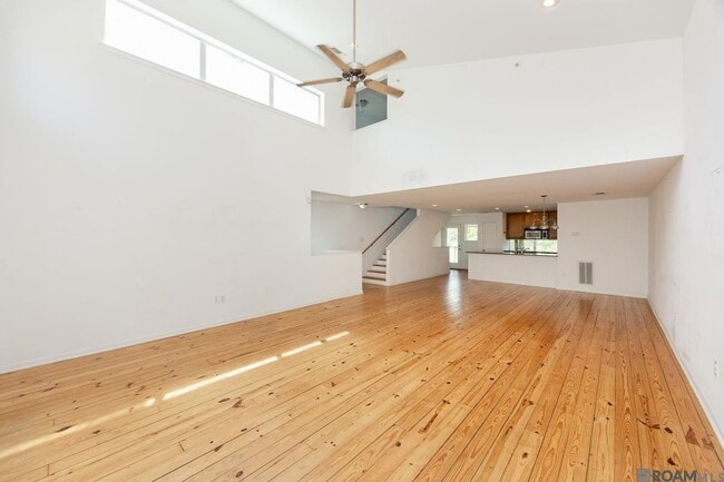Building Photo - 1720 Nicholson Dr