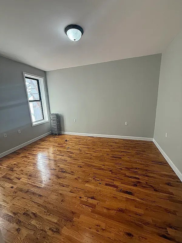 Photo - 161 E 115th St Apartment