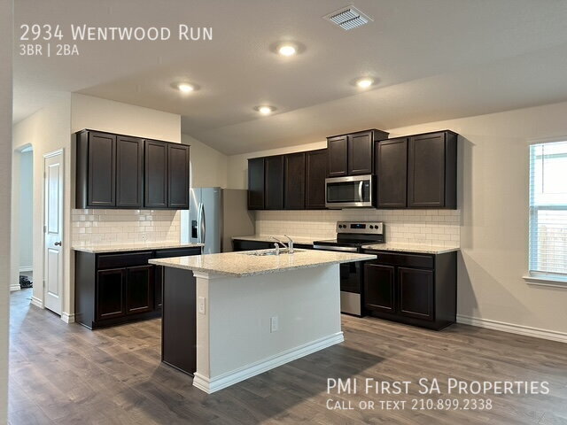 Foto del edificio - 2934 Wentwood Run