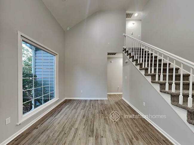 Foto del edificio - 9327 Clifton Meadow Dr