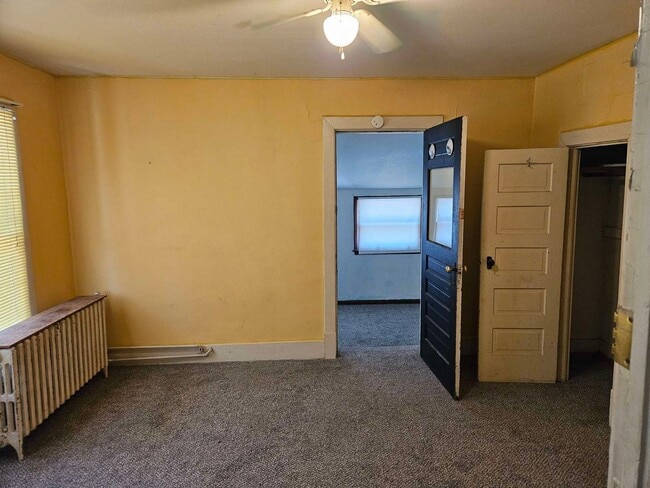 Building Photo - 109 E Stewart Rd