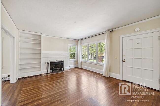 Building Photo - Idyllic Upper Rockridge Home