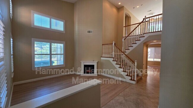 Building Photo - 4432 Coffeetree Ln
