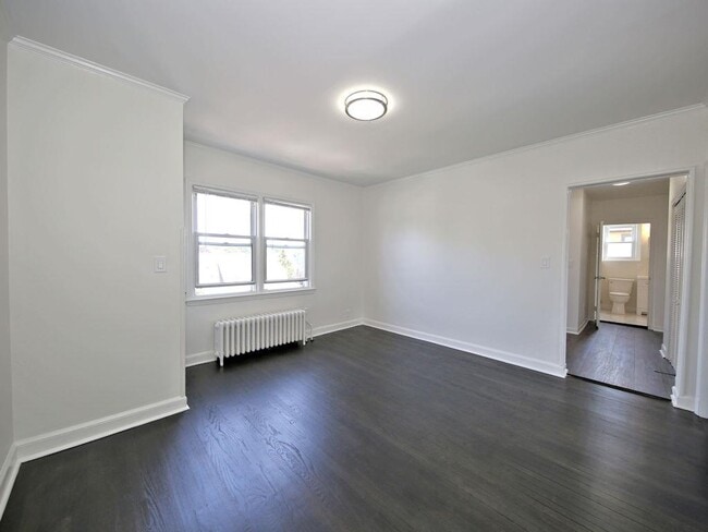 Building Photo - 105 Crotona Ave