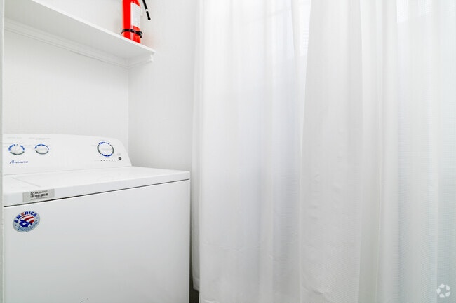 1BR, 1BA - 740SF - Laundry Room - The Broadwater at Salado Creek