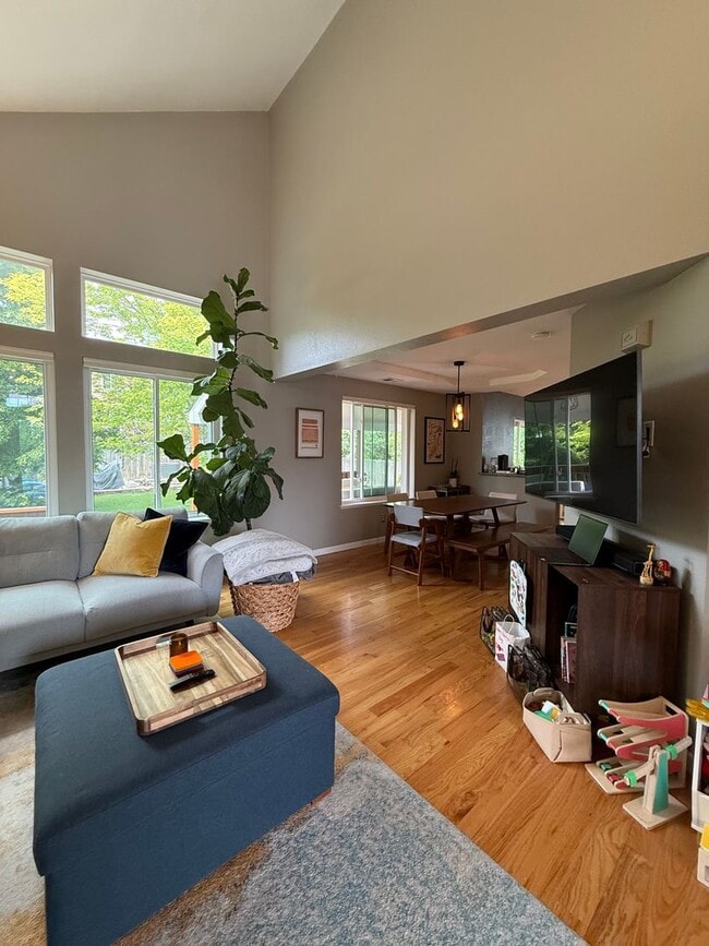 Building Photo - Modern 3-Bed, 2.5-Bath with Open Floor Pla...