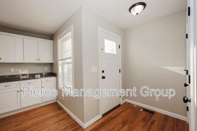 Foto del edificio - 6-21 Clarendon Way