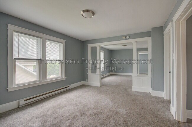 Foto del edificio - 813 Woods Ave