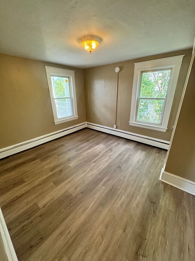 Building Photo - 65 KMD