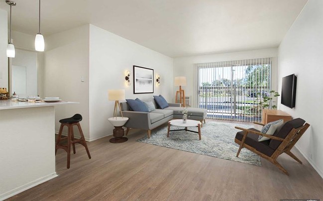 eaves Seal Beach Apartments - Seal Beach, CA | Apartments.com