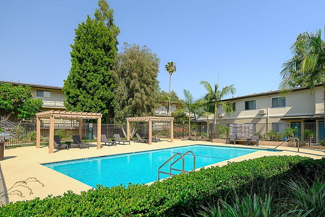 Foto del edificio - Walnut Heights