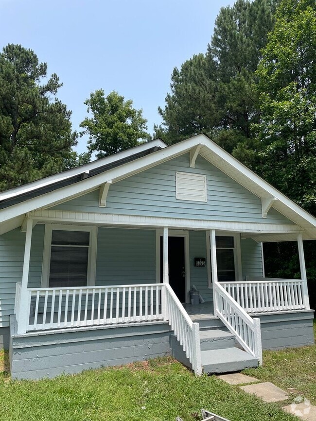 Building Photo - 5075 Lansing Dr
