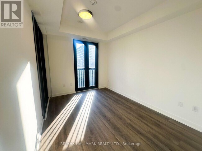 Building Photo - 123 Portland St