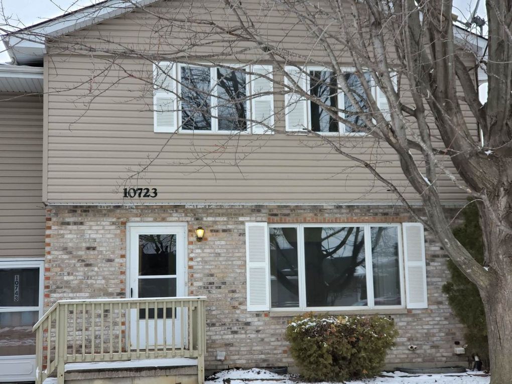 10723 Timer Dr W, Huntley, IL 60142 Townhome Rentals in Huntley IL