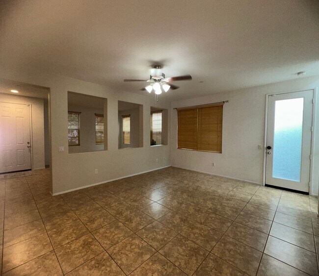 Building Photo - 25971 Newport Ave