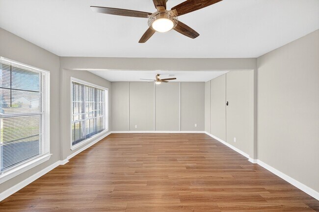 Foto del edificio - 7726 Claiborne St