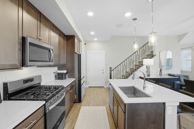 Building Photo - 6364 N Elmira Wy