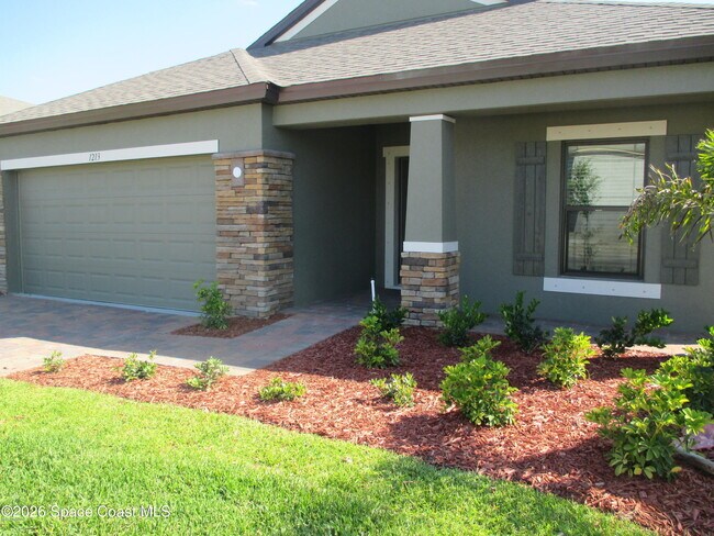 Building Photo - 1213 Musgrass Cir