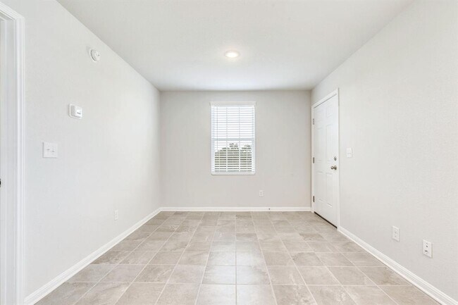 Foto del edificio - 1628 Arbor Knot Dr
