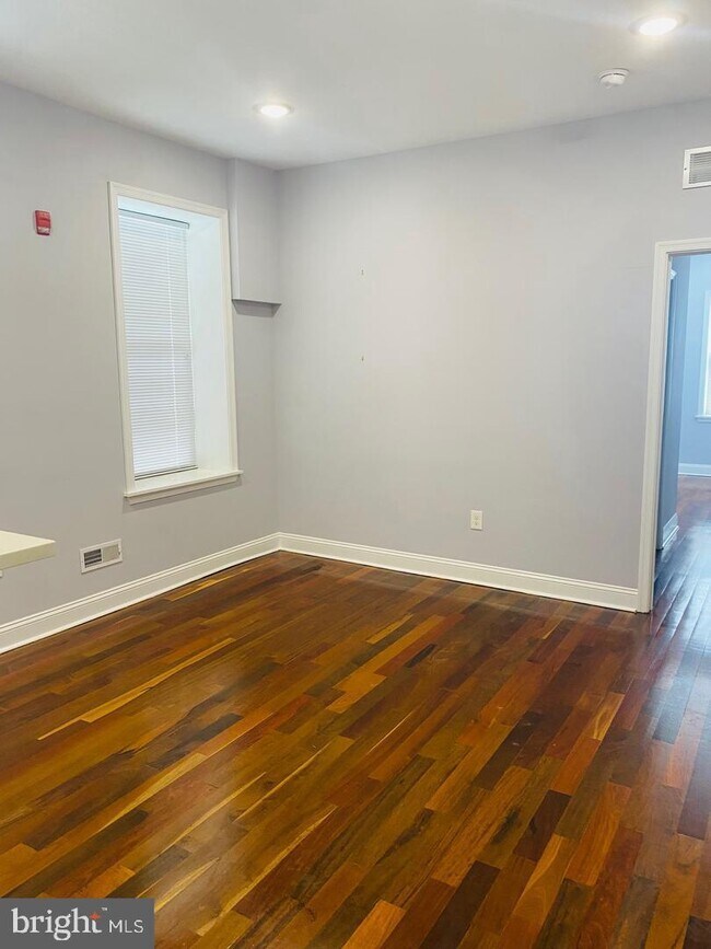 Foto del edificio - 2616 Cecil B. Moore Ave