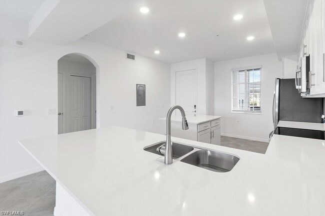 Building Photo - 5651 Double Eagle Cir