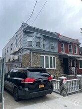 Building Photo - 58-30 69th Pl