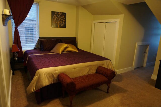 Master bedroom - 1212 Allen Ave