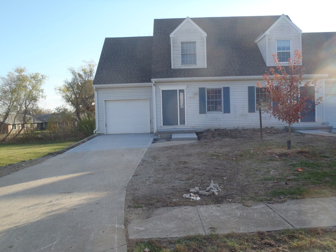 Foto principal - 4006 Beacon Hill Ct
