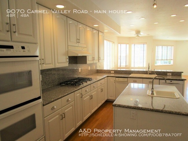Foto del edificio - 9070 Carmel Valley Rd