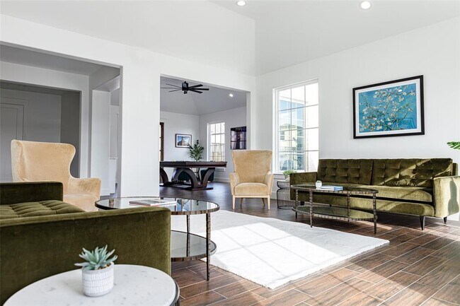 Foto del edificio - 9838 KILKENNY St