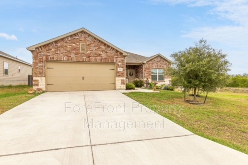 Primary Photo - 333 Franchi Wy